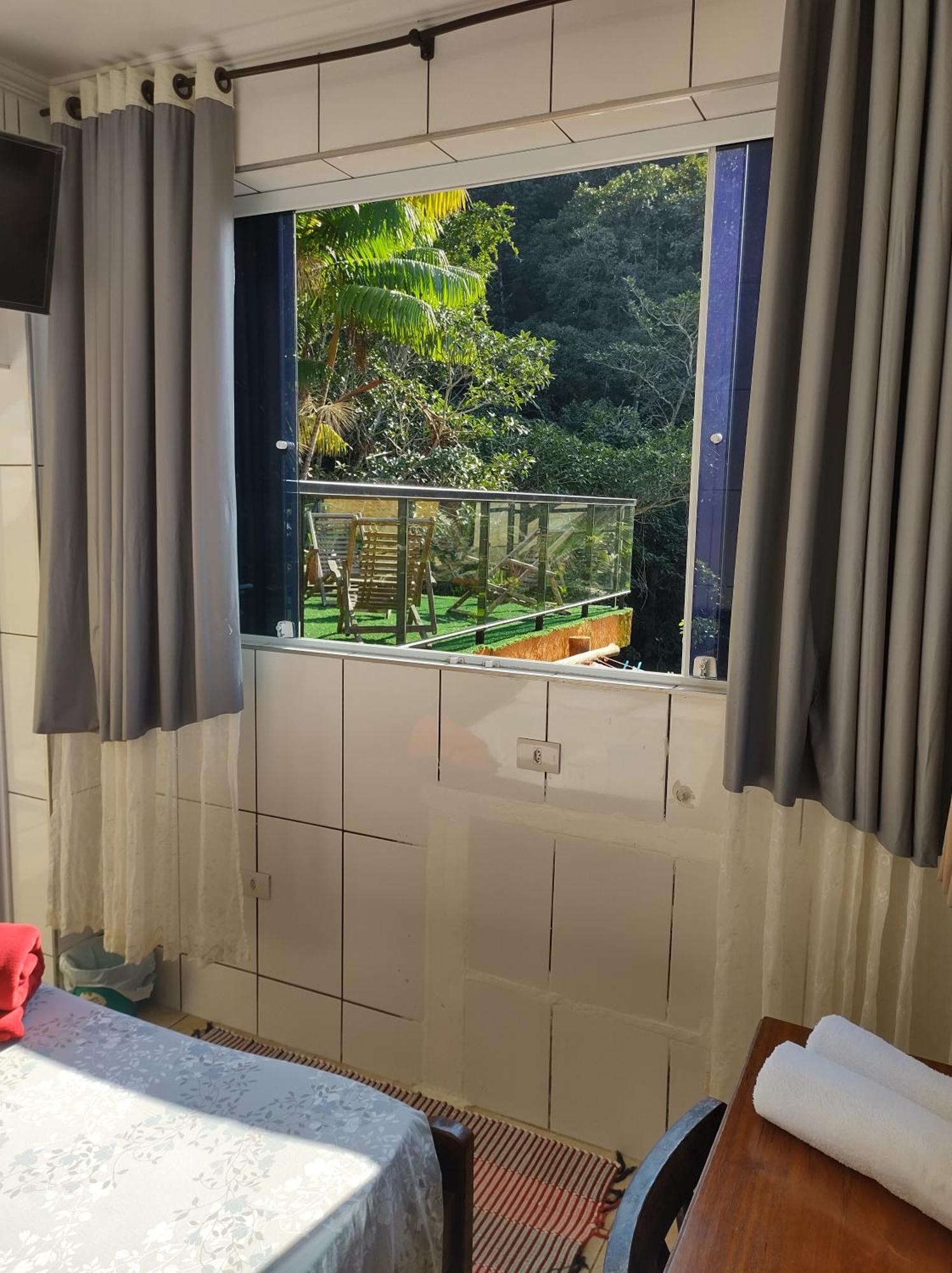 Chale Tupi Trindade (Rio de Janeiro)